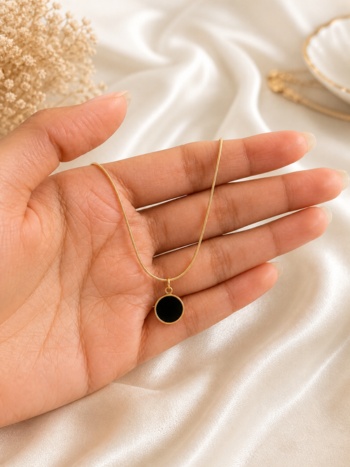 Black Pendant Necklace