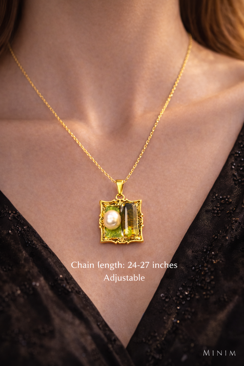 Dainty Green Pearl Necklace
